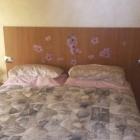 B&B Peschi In Fiore Valeggio sul Mincio Zewnętrze zdjęcie