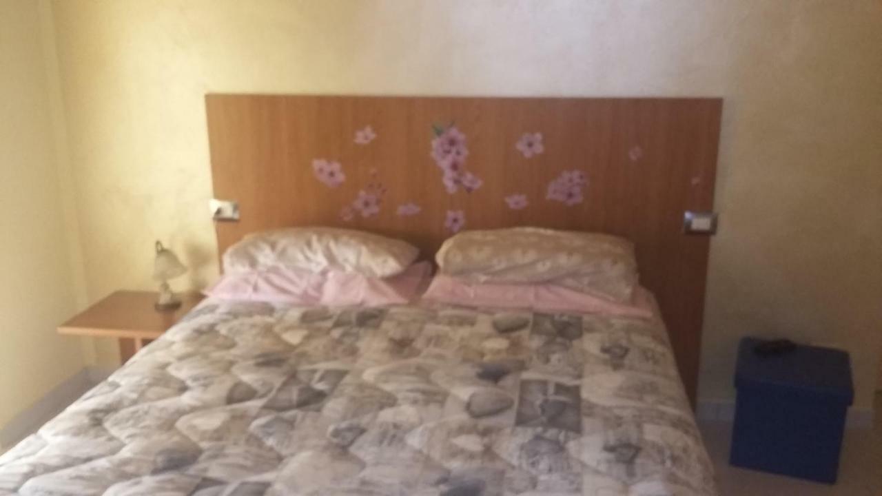 B&B Peschi In Fiore Valeggio sul Mincio Zewnętrze zdjęcie